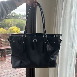 Large Tumi tote bag! lightly used.